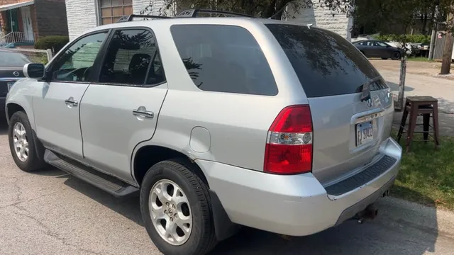 2004 Acura MDX 1st Gen - Image 2 of 5