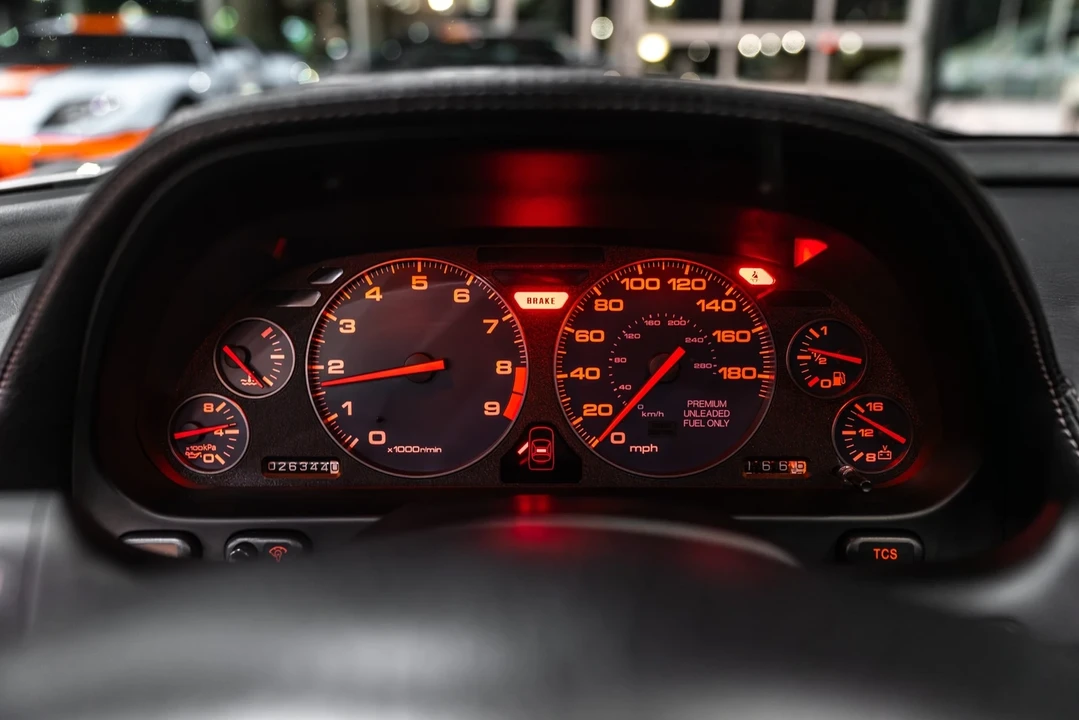 2004 Acura NA2 NSX - Image 11 of 12