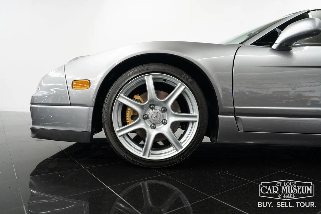 2004 Acura - Image 10 of 31