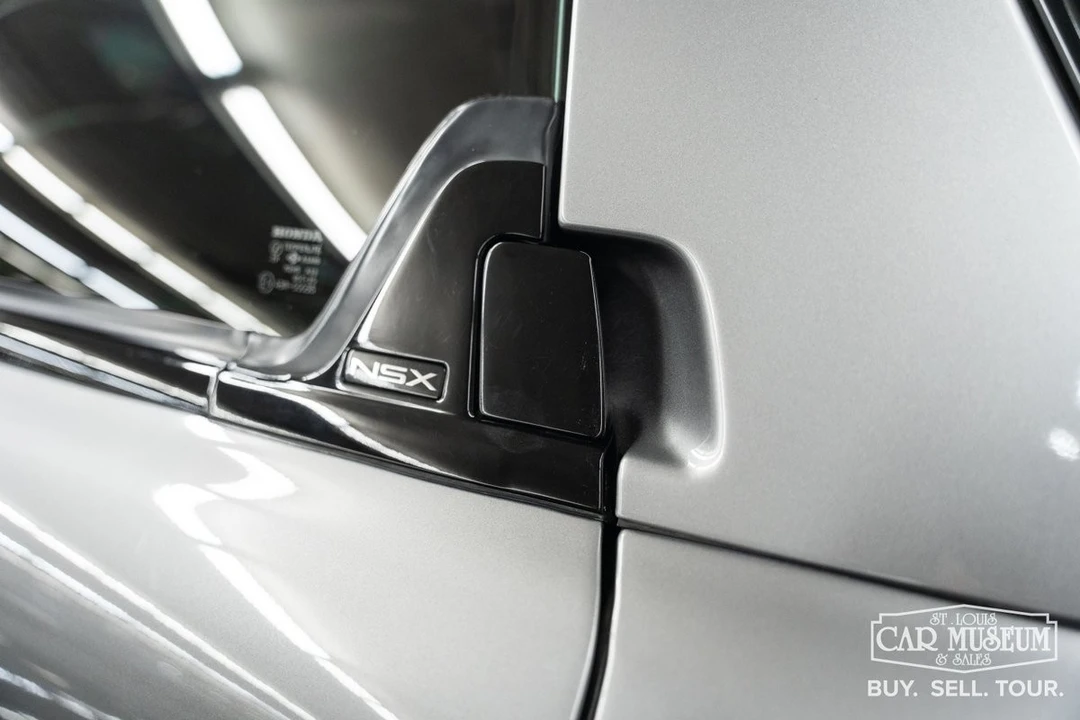 2004 Acura - Image 20 of 31