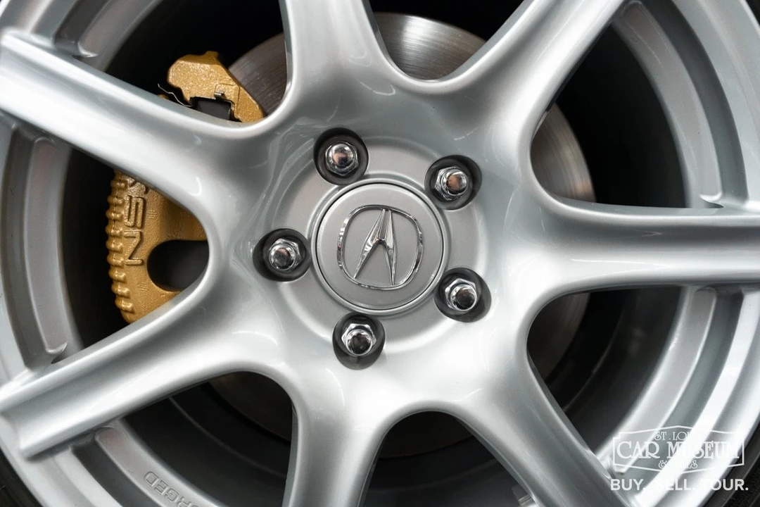 2004 Acura - Image 15 of 31
