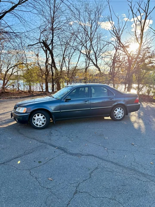 2004 Acura RL 1st Gen - Image 5 of 17
