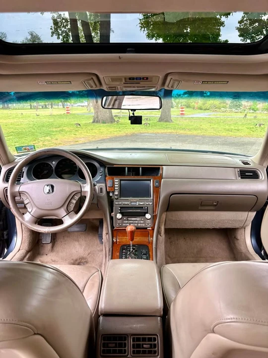 2004 Acura RL 1st Gen - Image 6 of 17