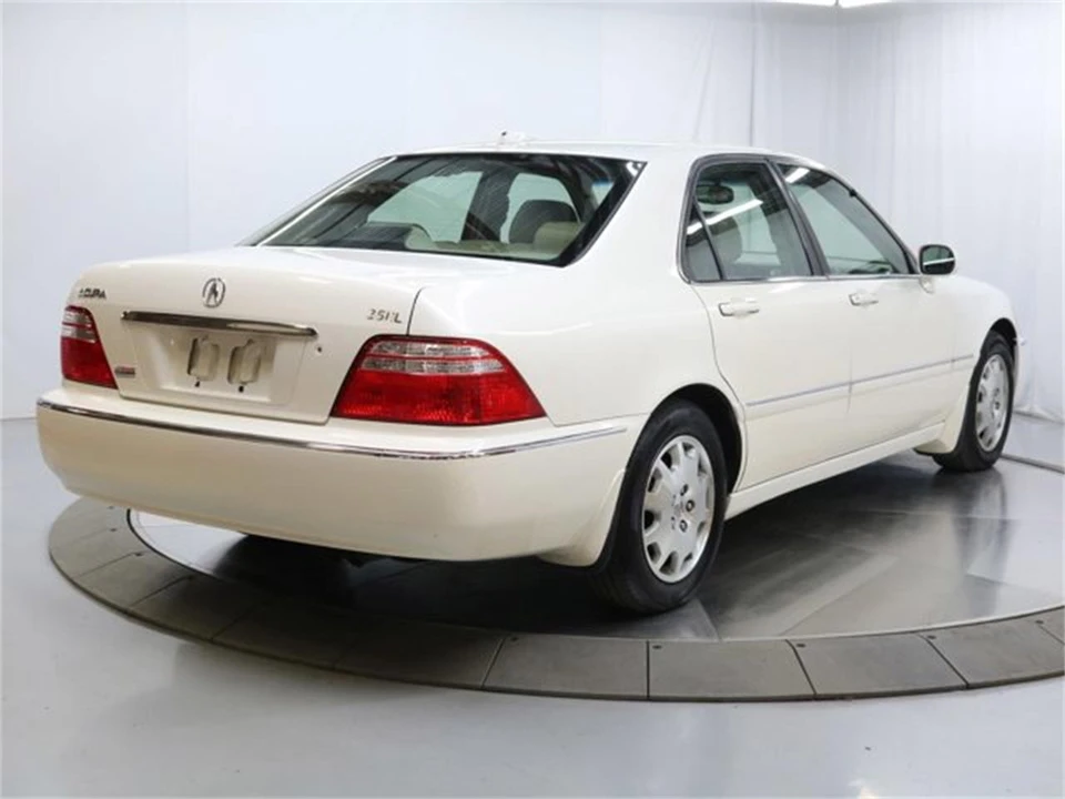2004 Acura RL 1st Gen - Image 7 of 31