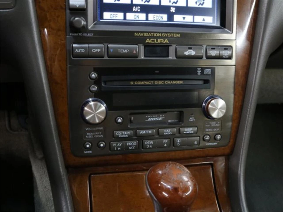 2004 Acura RL 1st Gen - Image 13 of 31
