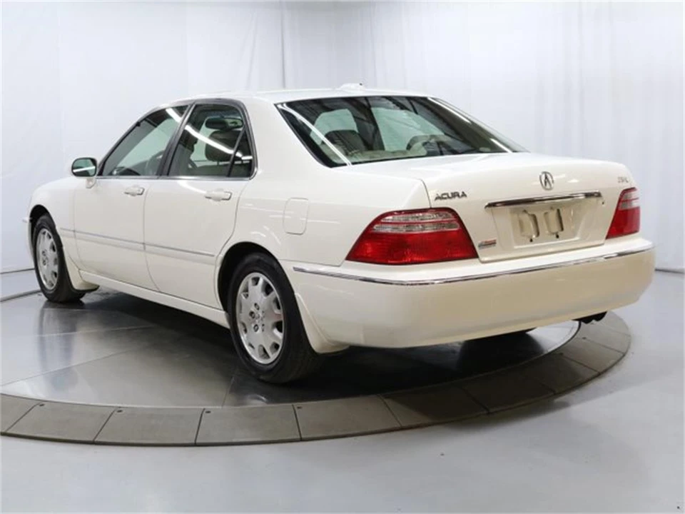 2004 Acura RL 1st Gen - Image 5 of 31