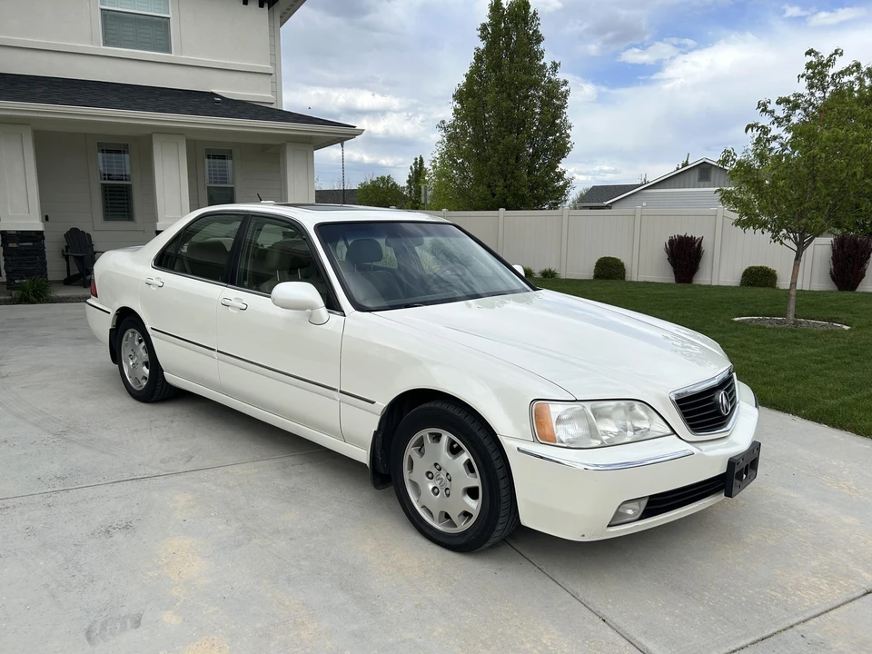 2004 Acura RL 1st Gen - Image 14 of 31