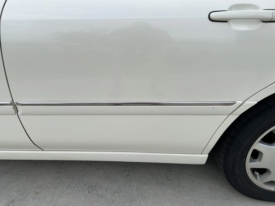 2004 Acura RL 1st Gen - Image 28 of 31