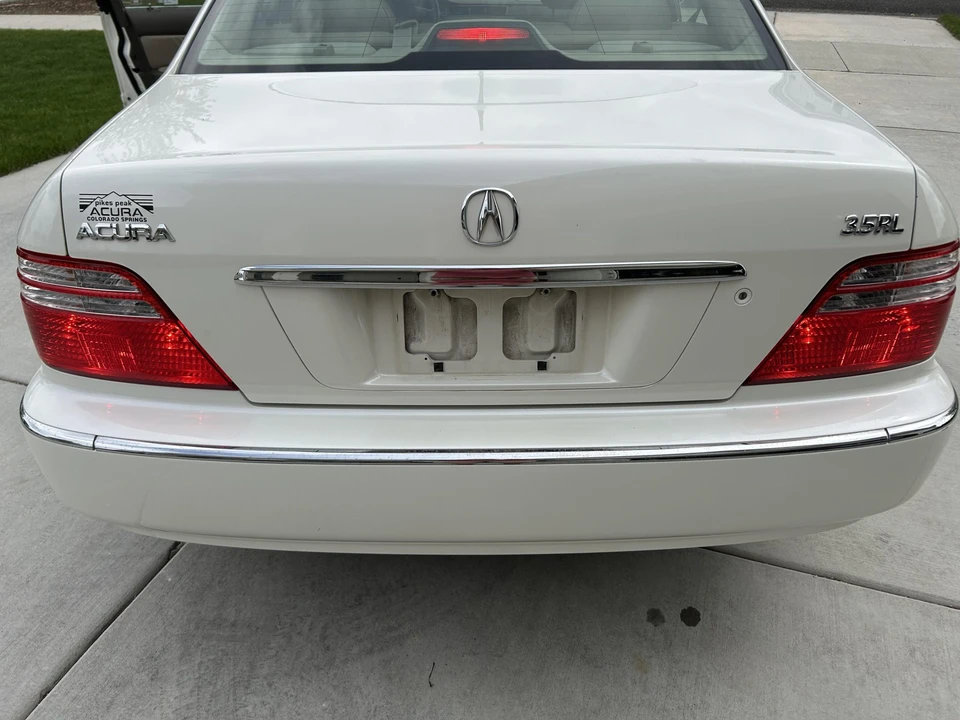 2004 Acura RL 1st Gen - Image 31 of 31