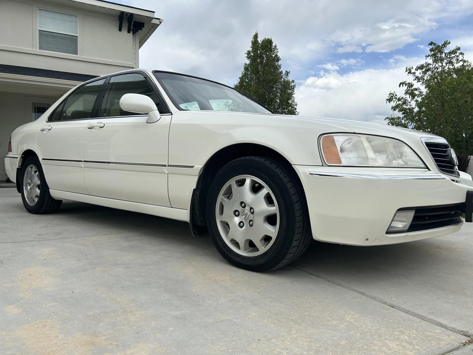 2004 Acura RL 1st Gen - Image 13 of 31