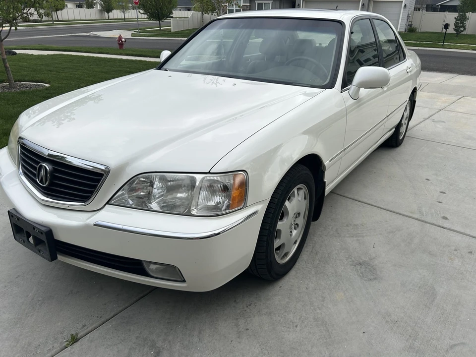 2004 Acura RL 1st Gen - Image 21 of 31