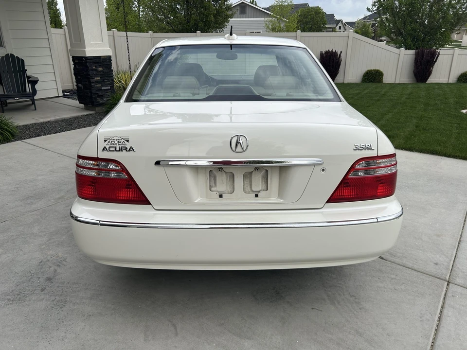 2004 Acura RL 1st Gen - Image 7 of 31