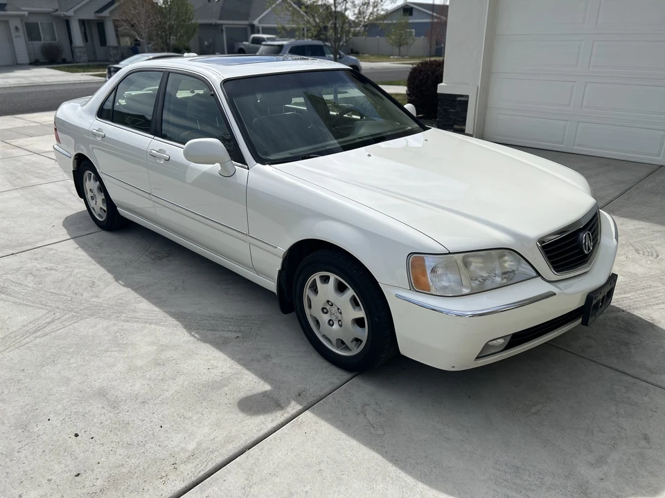 2004 Acura RL 1st Gen - Image 15 of 31