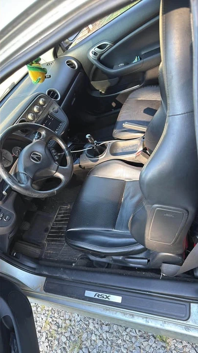 2004 Acura RSX Type-S - Image 4 of 5