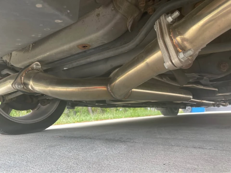2004 Acura TL 3rd Gen - Image 11 of 16