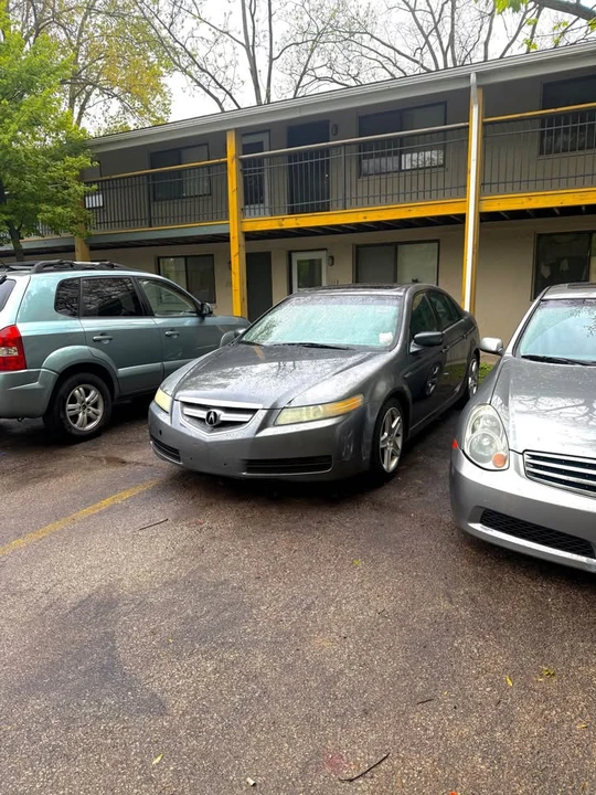 2004 Acura TL 3rd Gen - Image 2 of 10