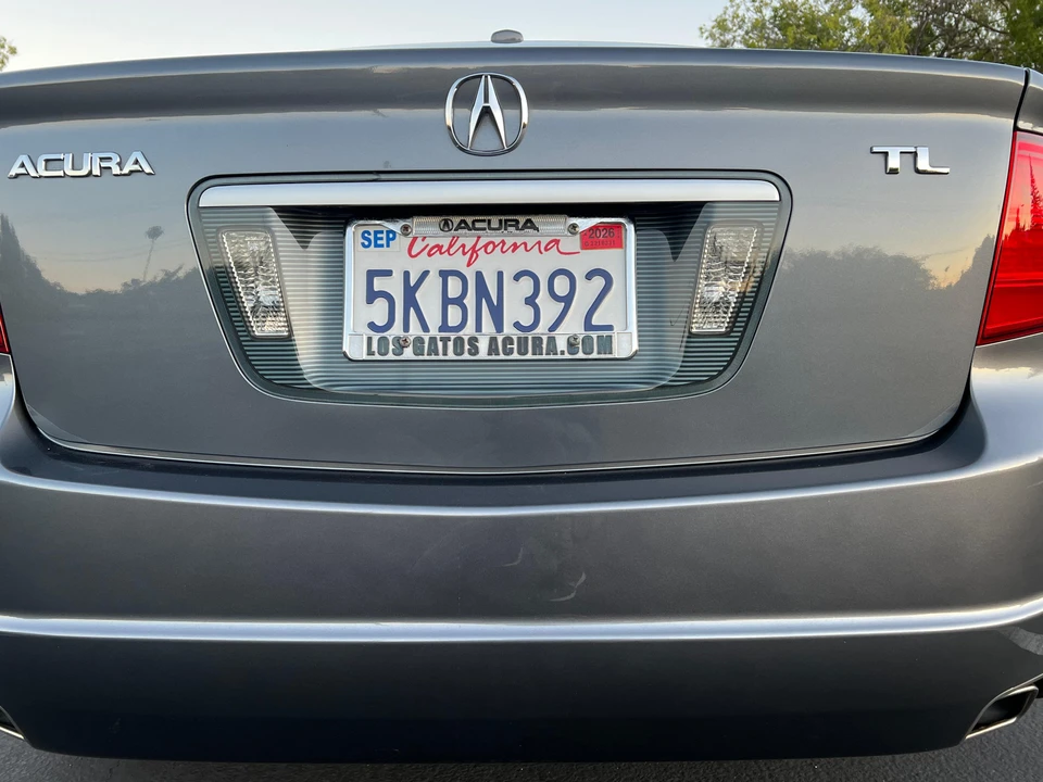 2004 Acura TL 3rd Gen - Image 15 of 31