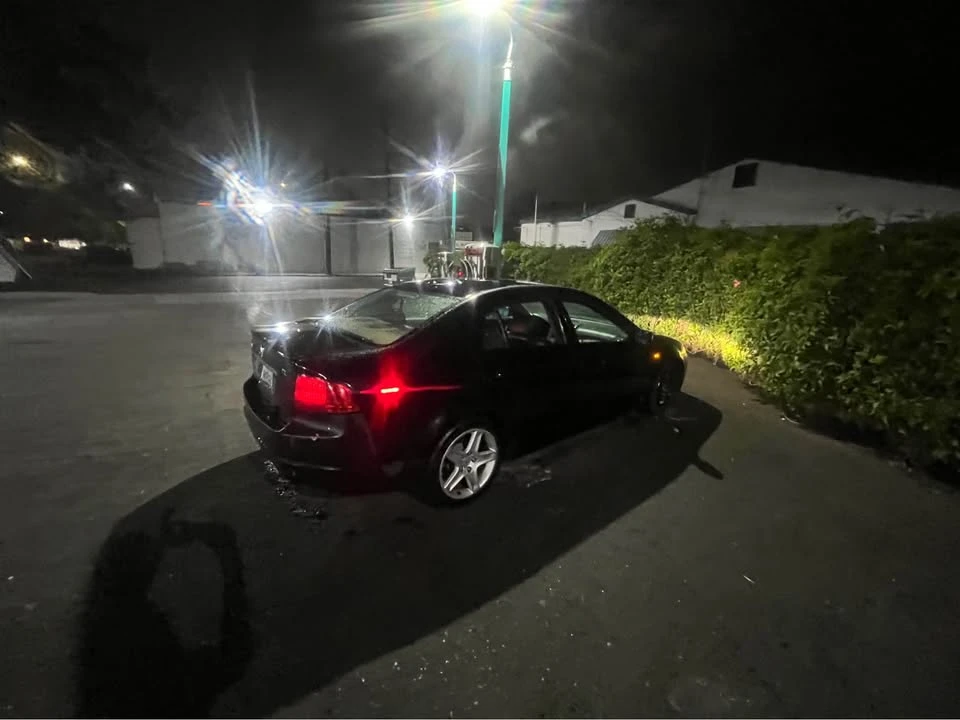 2004 Acura TL 3rd Gen - Image 8 of 11