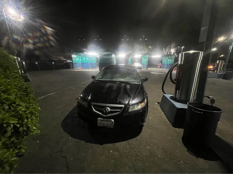 2004 Acura TL 3rd Gen - Image 9 of 11