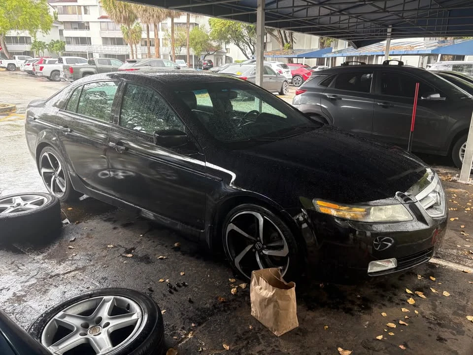 2004 Acura TL 3rd Gen - Image 2 of 12