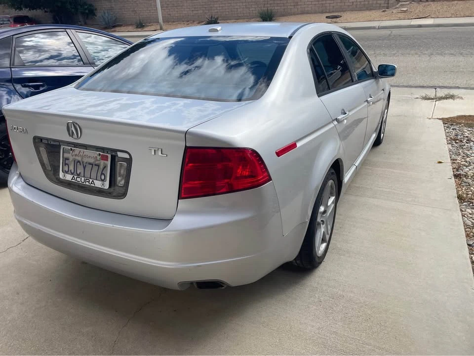 2004 Acura TL 3rd Gen - Image 4 of 10