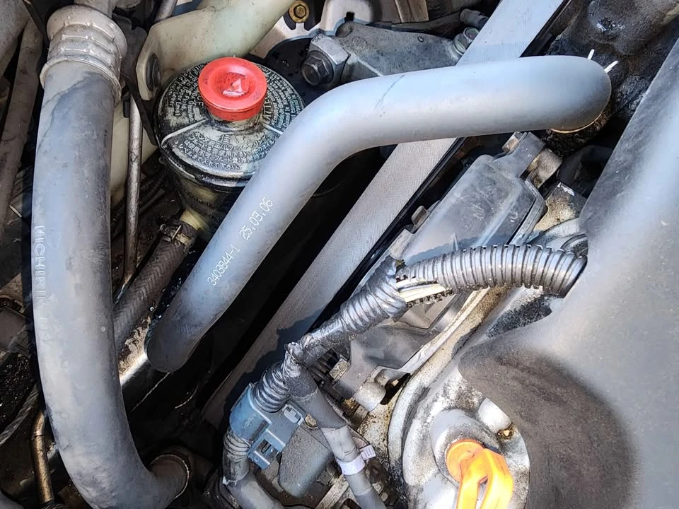 2004 Acura TL 3rd Gen - Image 13 of 17