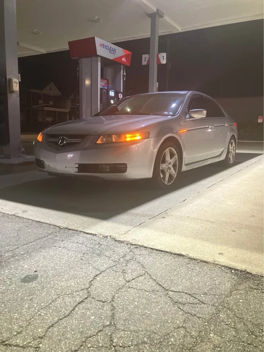 2004 Acura TL 3rd Gen - Image 2 of 6