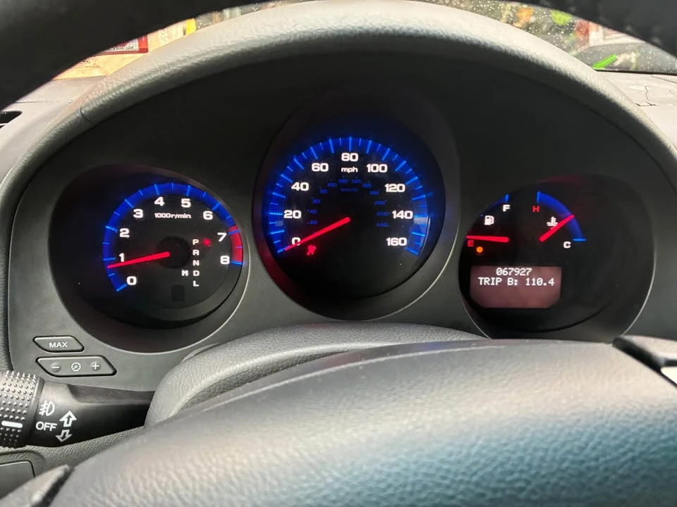 2004 Acura TL 3rd Gen - Image 9 of 14