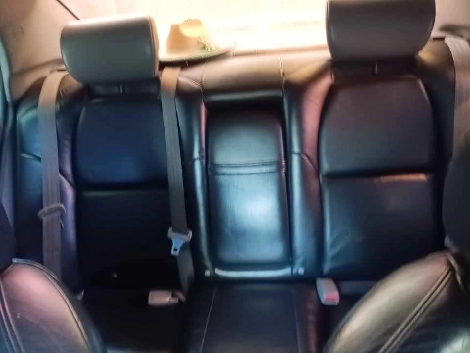 2004 Acura TL 3rd Gen - Image 6 of 7