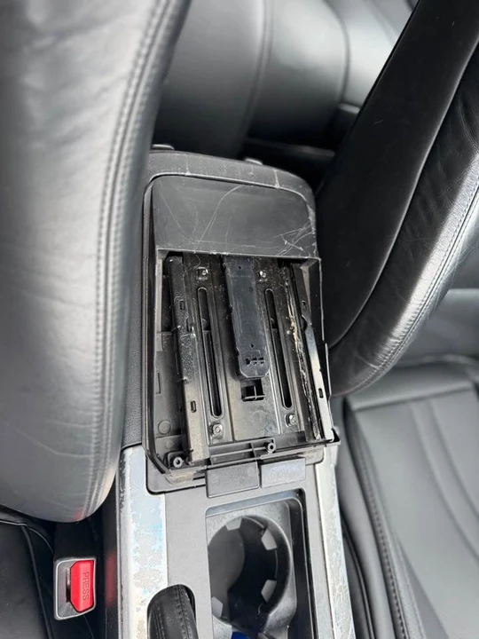 2004 Acura TL 3rd Gen - Image 14 of 15