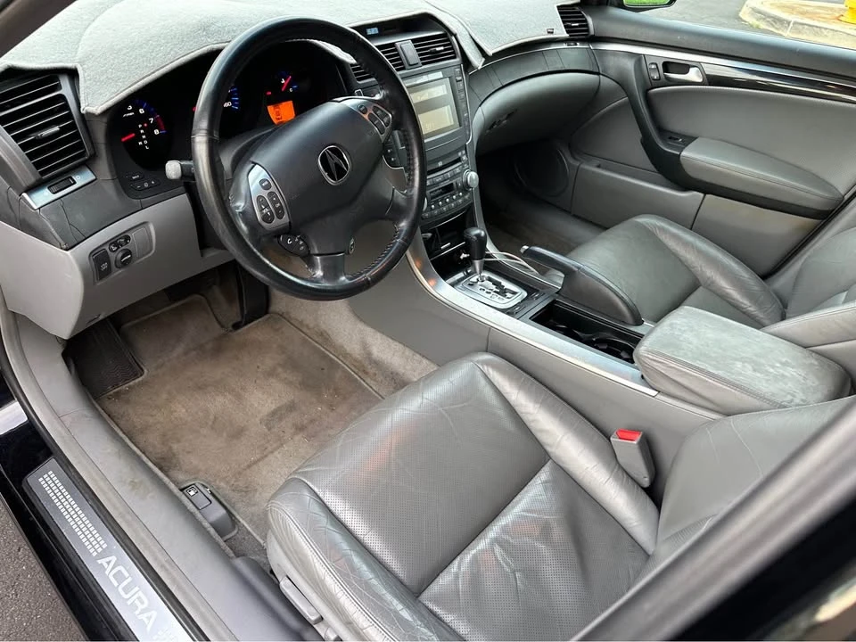 2004 Acura TL 3rd Gen - Image 10 of 10