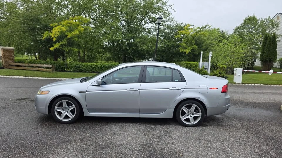 2004 Acura TL 3rd Gen - Image 2 of 19