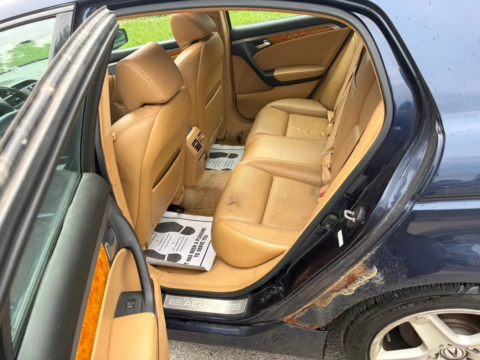 2004 Acura TL 3rd Gen - Image 10 of 16