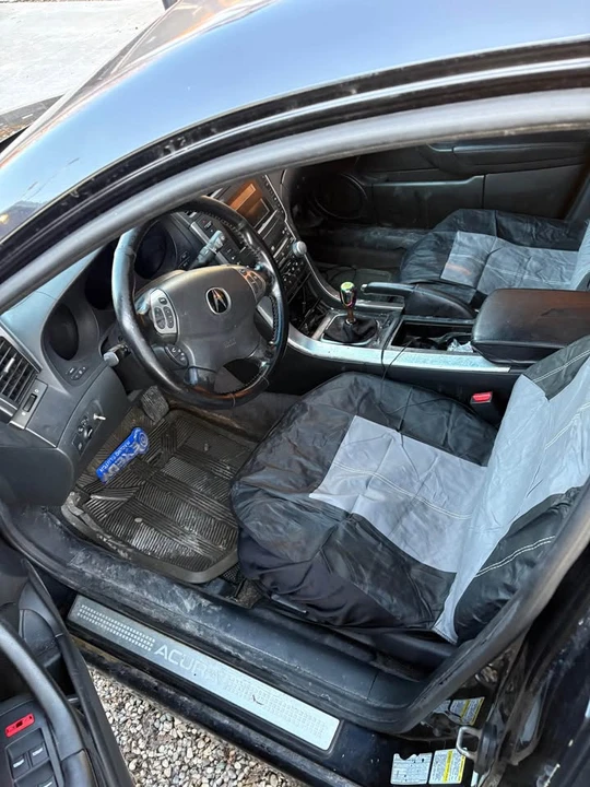 2004 Acura TL 3rd Gen - Image 8 of 10