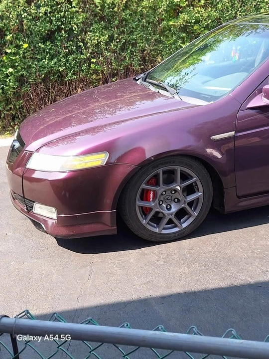 2004 Acura TL 3rd Gen - Image 9 of 10