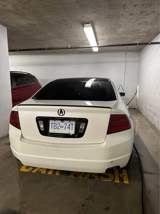 2004 Acura TL 3rd Gen - Image 2 of 6