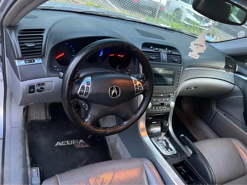 2004 Acura TL 3rd Gen - Image 5 of 13