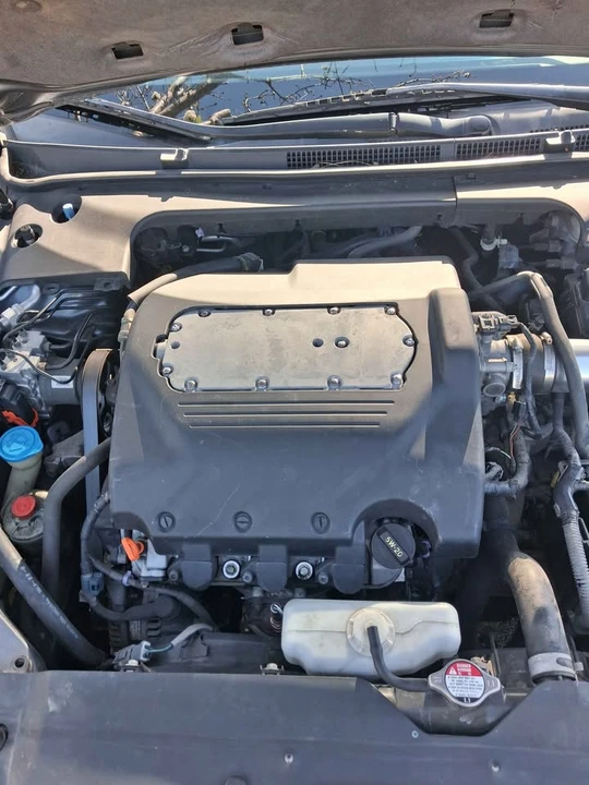 2004 Acura TL - Image 10 of 10