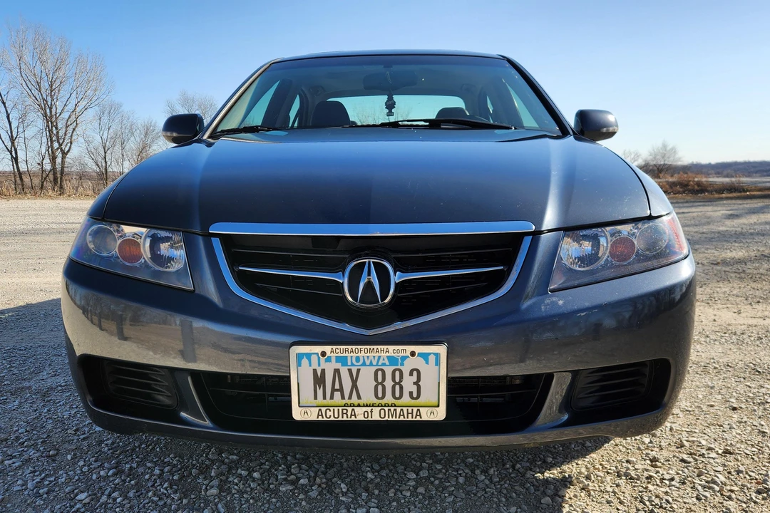 2004 Acura TSX 1st Gen - Image 2 of 31