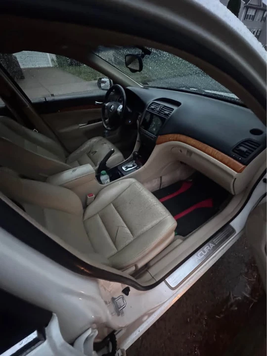 2004 Acura TSX 1st Gen - Image 7 of 9