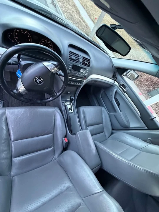 2004 Acura TSX 1st Gen - Image 5 of 8