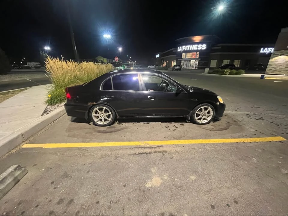 2004 Acura EL - Image 2 of 3