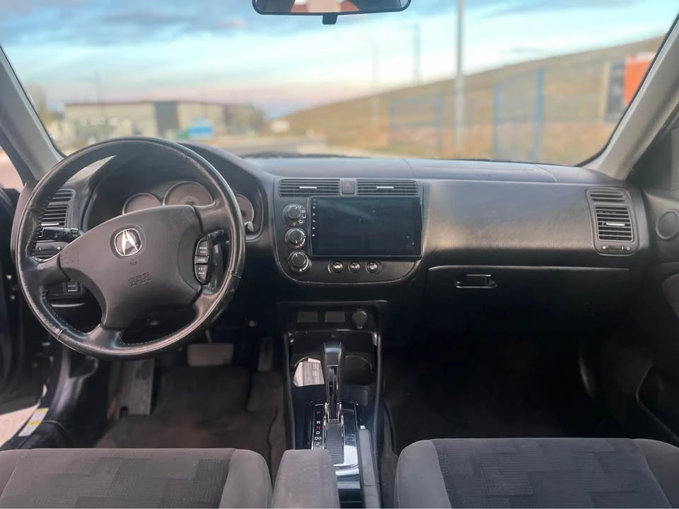 2004 Acura EL - Image 10 of 11