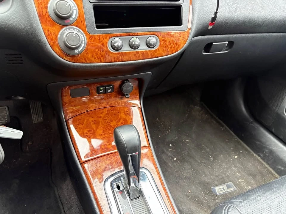 2004 Acura EL - Image 6 of 7