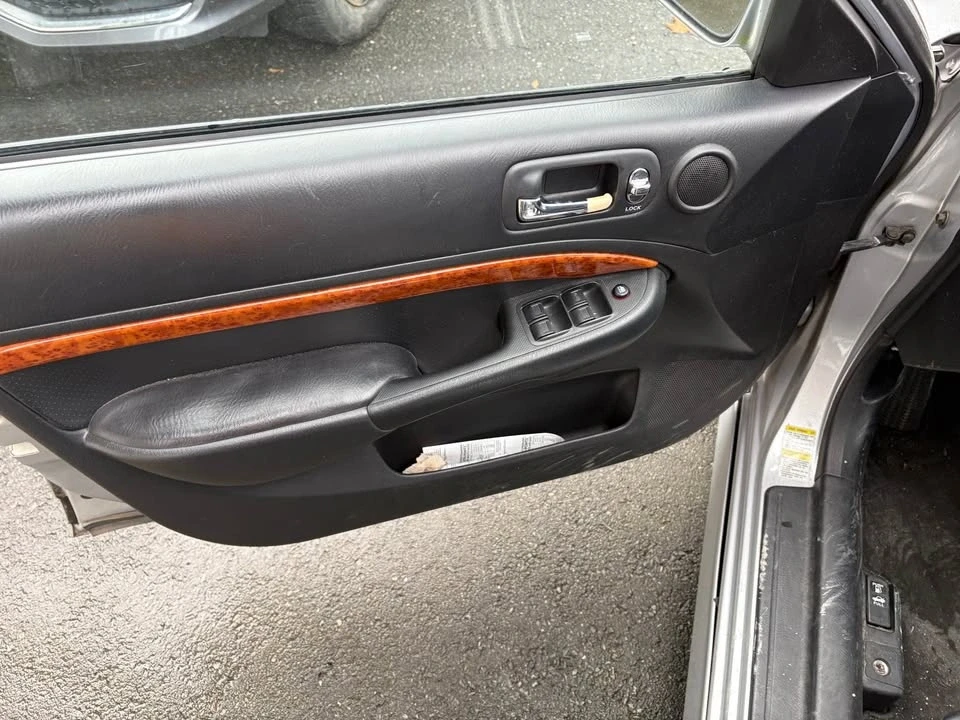 2004 Acura EL - Image 5 of 7