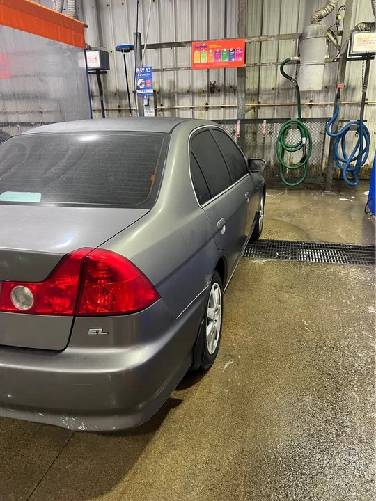 2004 Acura EL - Image 5 of 9