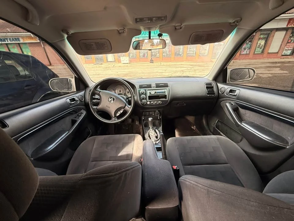 2004 Acura EL - Image 2 of 6