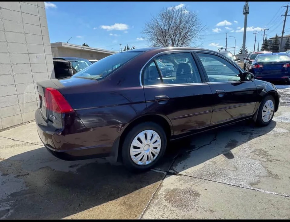 2004 Acura EL - Image 5 of 18