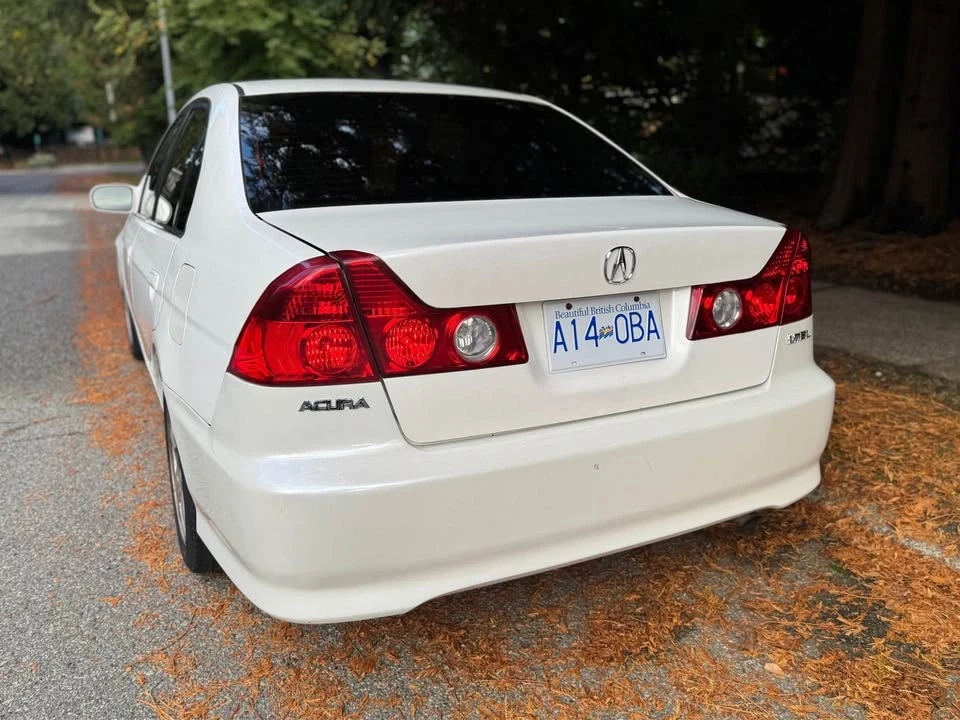 2004 Acura EL - Image 7 of 12