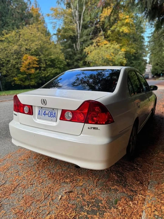 2004 Acura EL - Image 6 of 12